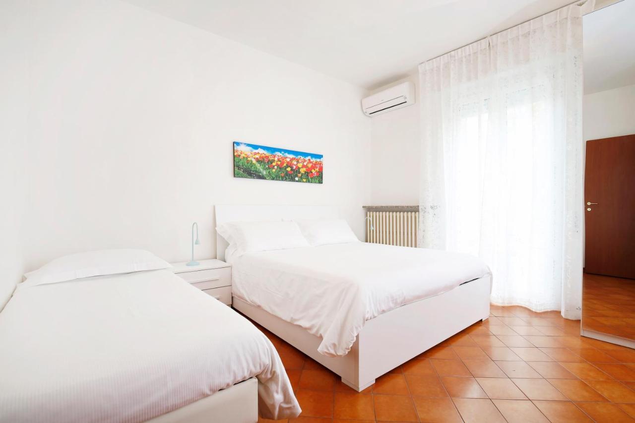 Appartamenti Diffusi Di Villa Fiorita Con Accesso Alle Piscine Della Struttura Principale Cattolica Exterior foto